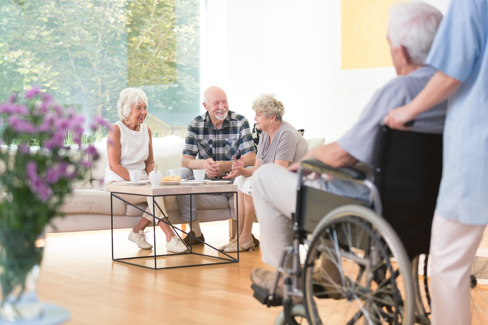 Aging Parents: Is a Senior Assisted Living Facility Right for Them